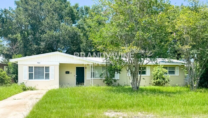 7603 Brockhurst Dr in Jacksonville, FL - Building Photo