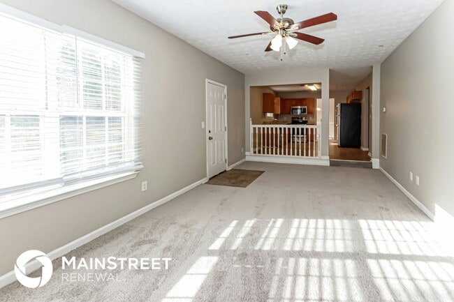 290 Pleasant Hills Dr in Covington, GA - Building Photo - Building Photo