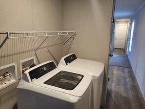 152 Beech in Highland, MI - Building Photo - Building Photo