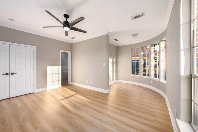 302 Harbor Cir in Montgomery, TX - Building Photo - Building Photo