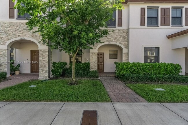 10158 SW 228th Terrace in Cutler Bay, FL - Building Photo - Building Photo