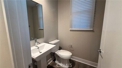 165 Tenor in Irvine, CA - Building Photo - Building Photo