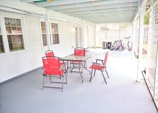 1314 Harwich Dr in Waldorf, MD - Building Photo - Building Photo