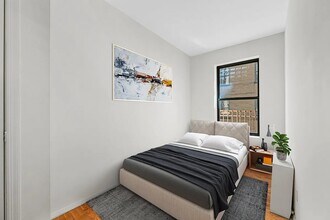 244 W 64th St in New York, NY - Building Photo - Building Photo