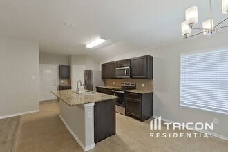6800 Turtle Stream Dr in Fort Worth, TX - Building Photo - Building Photo