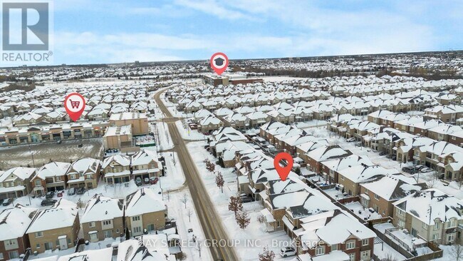 3196 Tim Dobbie Dr in Burlington, ON - Building Photo - Building Photo