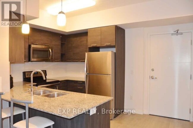 251 Hemlock St in Waterloo, ON - Building Photo - Building Photo