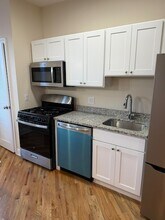 8517 4th Ave, Unit C4 in North Bergen, NJ - Foto de edificio - Building Photo