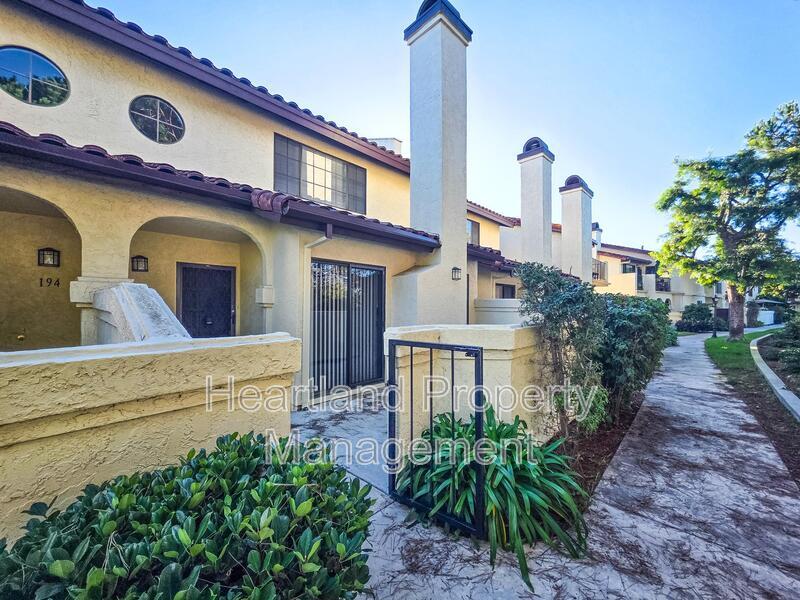 4165 Porte de Palmas in San Diego, CA - Building Photo