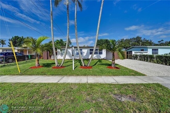 property at 5521 SW 39th St