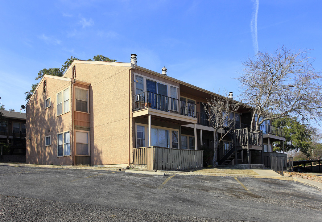 Ingram Ranch Apartments in San Antonio, TX - Building Photo