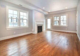 44 O St, Unit 44 in Boston, MA - Building Photo - Building Photo