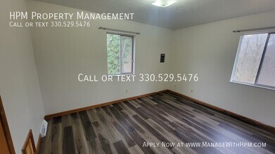 1808 Cromwell Dr in Akron, OH - Building Photo - Building Photo