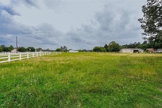 9824 Stone Ranch Blvd in Montgomery, TX - Foto de edificio - Building Photo