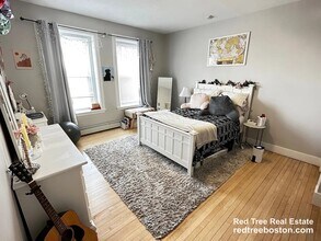 1284 Commonwealth Ave, Unit 3 in Boston, MA - Building Photo - Building Photo