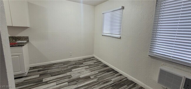 2105 Sunrise Ave in Las Vegas, NV - Building Photo - Building Photo