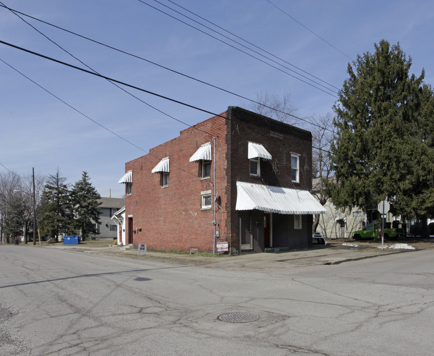 234 Ann Ave in Niles, OH - Foto de edificio