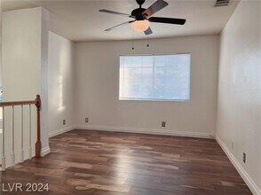 7628 Spruce Run Ct in Las Vegas, NV - Building Photo - Building Photo