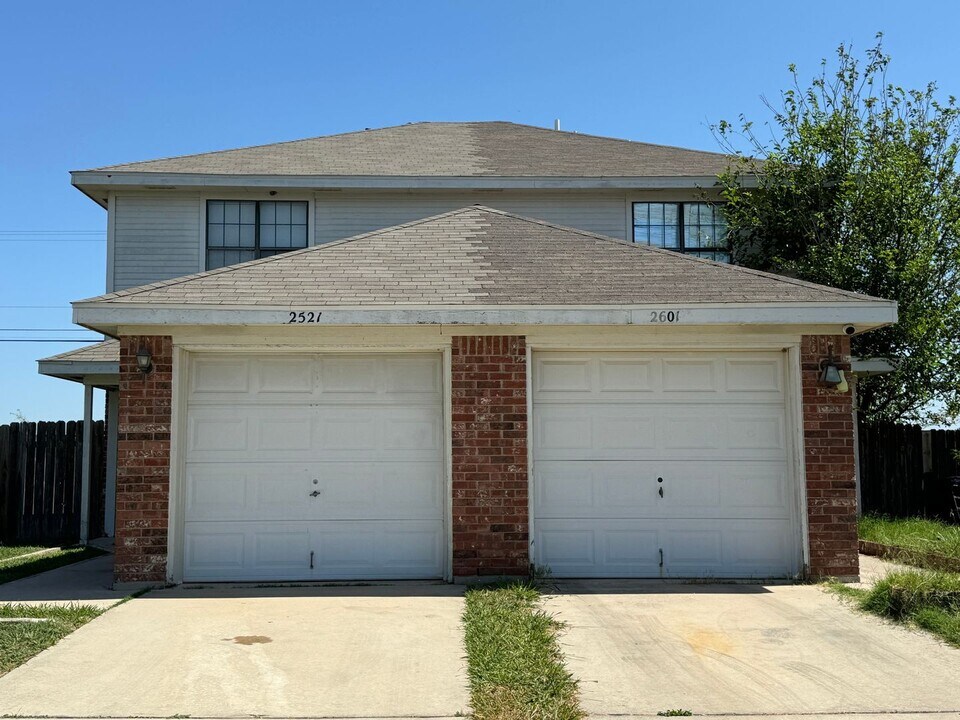 2521 Schwald Rd in Killeen, TX - Building Photo
