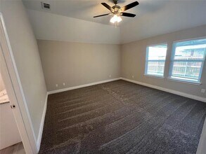 907 Hardaway Ln in Greenville, TX - Building Photo - Building Photo