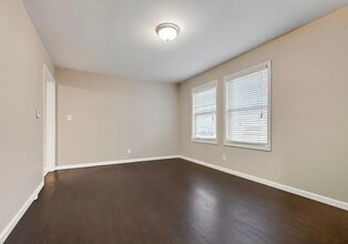 11217 W 69th Ter in Shawnee, KS - Building Photo - Building Photo