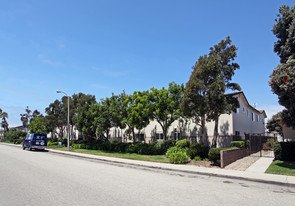 5009 Nautilus St Apartments