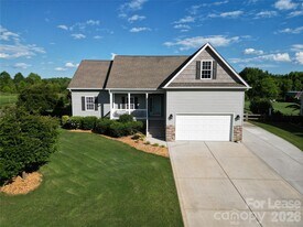 141 Logan Ridge Dr in Statesville, NC - Building Photo