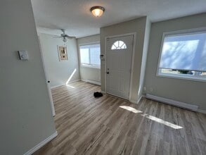 1050 St David Crescent in Nanaimo, BC - Building Photo - Building Photo