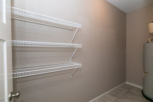 Patriots Place in Valdosta, GA - Building Photo