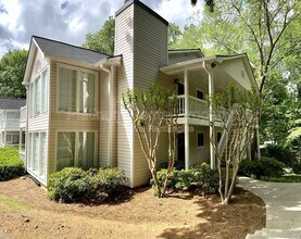 110 Countryside Pl in Smyrna, GA - Foto de edificio - Building Photo