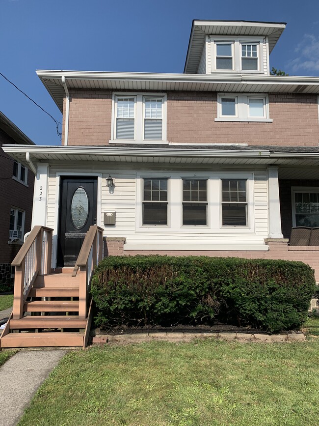 property at 223 N Hellertown Ave