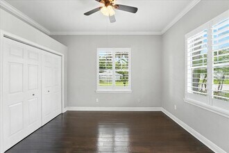 2300 E Central Blvd in Orlando, FL - Building Photo - Building Photo