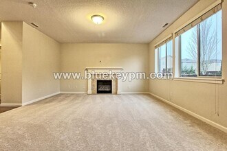 251 N Green Gables Loop in Ridgefield, WA - Building Photo - Building Photo