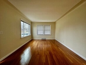 21 Verona Ave in Battle Creek, MI - Building Photo - Building Photo