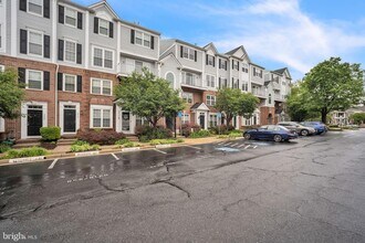 5914 Terrapin Pl in Alexandria, VA - Building Photo - Building Photo