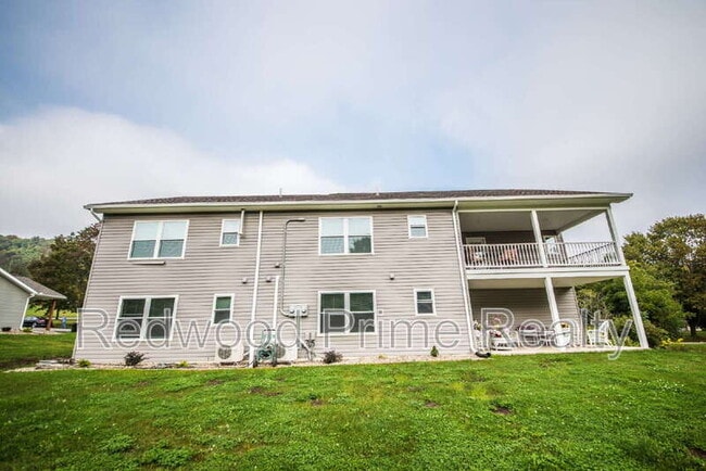 2321 Smoke Dr in Hollidaysburg, PA - Building Photo - Building Photo