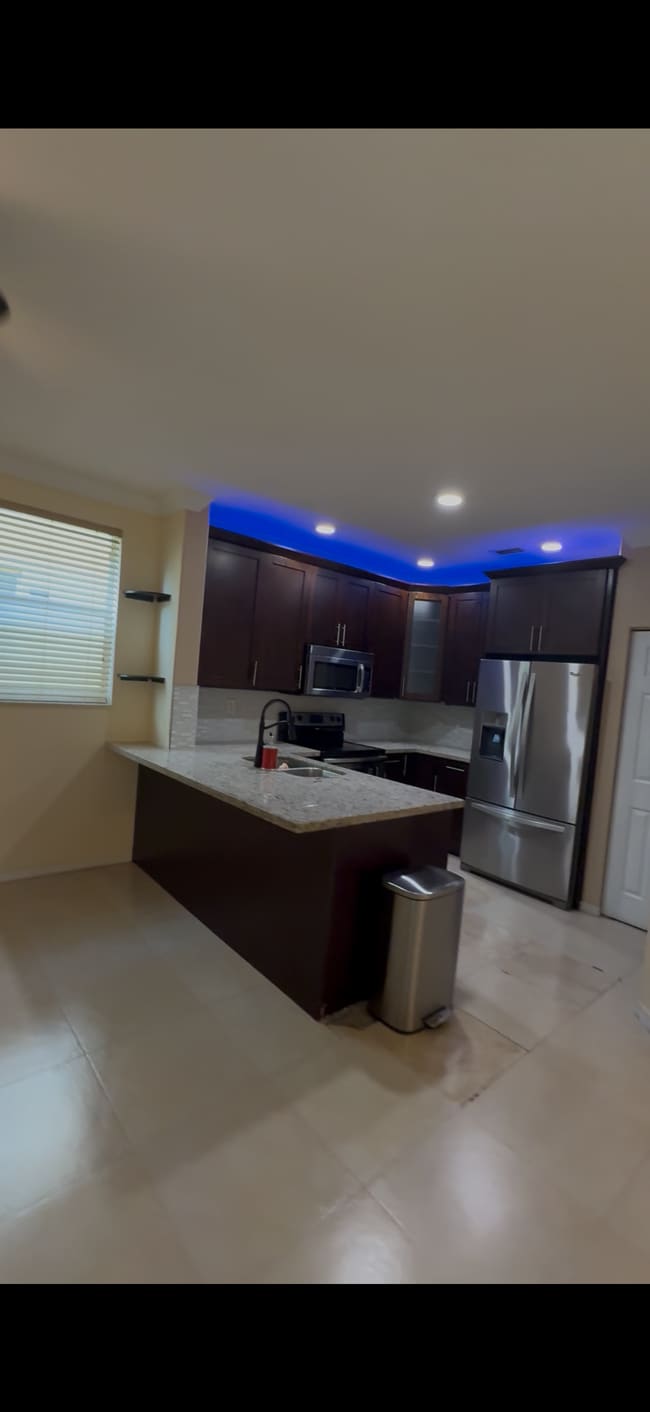 20774 SW 90th Pl in Cutler Bay, FL - Building Photo - Building Photo