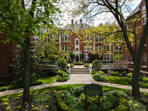 South Shaker Apartments in Shaker Heights, OH - Building Photo - Building Photo