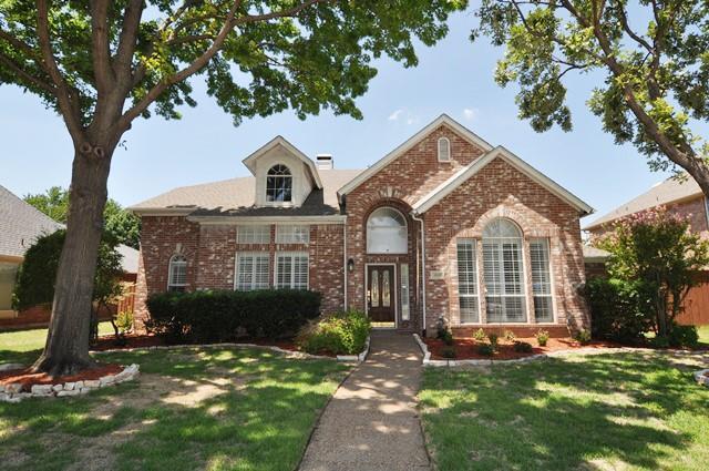 1017 Village Pkwy in Coppell, TX - Foto de edificio