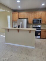 8056 Aztec Basin Ave in Las Vegas, NV - Building Photo