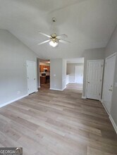 327 Kate Dr in Forest Park, GA - Building Photo - Building Photo