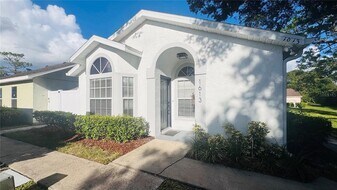 1613 Winter Green Blvd in Winter Park, FL - Building Photo