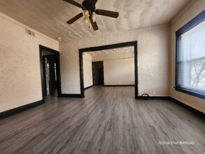 5400 W Madison St in Chicago, IL - Building Photo - Building Photo