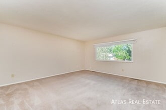 2975 Montebello Dr W in Colorado Springs, CO - Building Photo - Building Photo