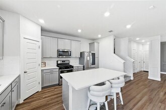 7416 Travertine Spring Dr in Austin, TX - Building Photo - Building Photo