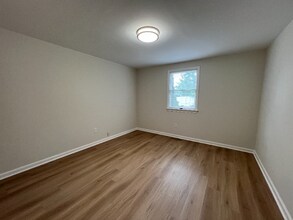 14 Cutter St, Unit 1 in Waltham, MA - Building Photo - Building Photo