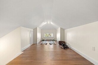 94 Colborne Rd in Boston, MA - Foto de edificio - Building Photo
