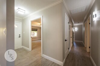 6536 N Woodrow Ave in Fresno, CA - Building Photo - Building Photo