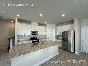 5030 Kellaher Pl in Charlotte, NC - Building Photo - Building Photo