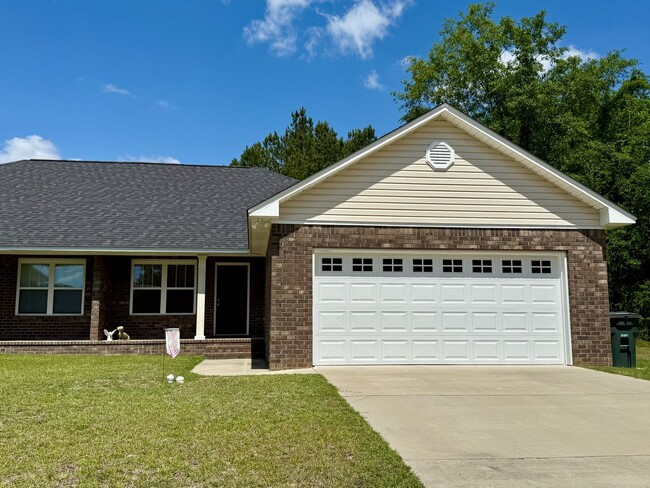 property at 3652 Beacon Dr